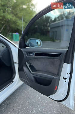 Универсал Audi A4 2011 в 