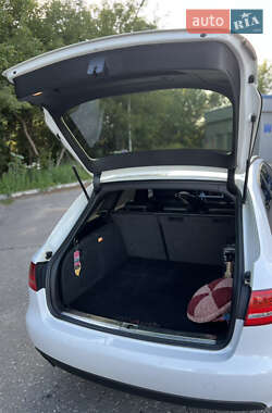 Универсал Audi A4 2011 в 