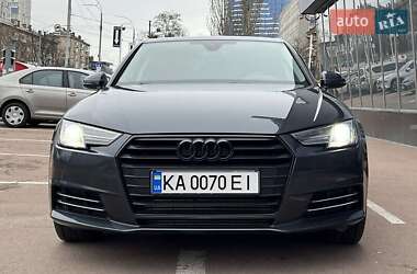 Седан Audi A4 2017 в Киеве