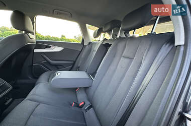Универсал Audi A4 2016 в 
