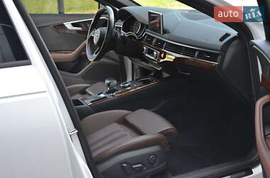 Седан Audi A4 2016 в 