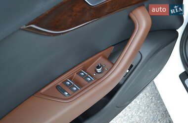 Седан Audi A4 2016 в 