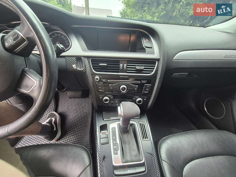 Седан Audi A4 2013 в Бердичеве