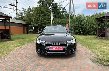 Седан Audi A4 2017 в 