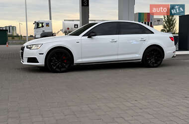 Седан Audi A4 2016 в 