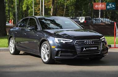 Седан Audi A4 2016 в 