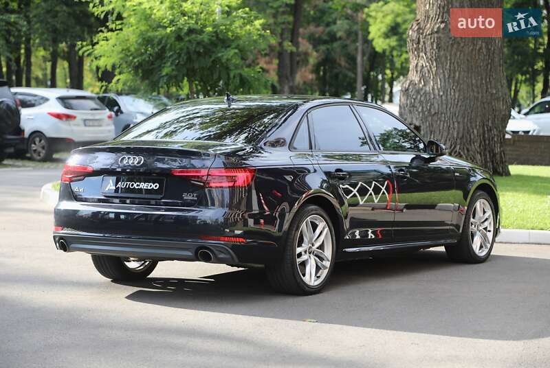 Седан Audi A4 2016 в Харкові