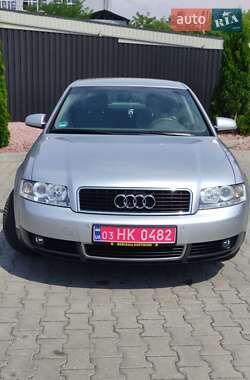 Седан Audi A4 2002 в 