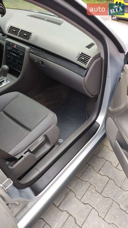 Седан Audi A4 2002 в Тернополе