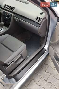 Седан Audi A4 2002 в 