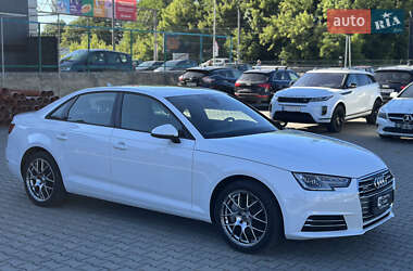 Седан Audi A4 2017 в Луцке