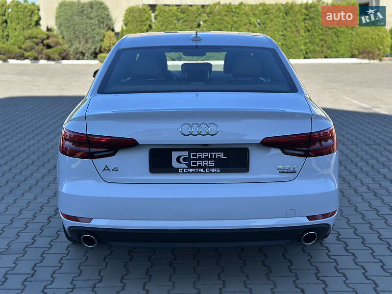 Седан Audi A4 2017 в Луцке