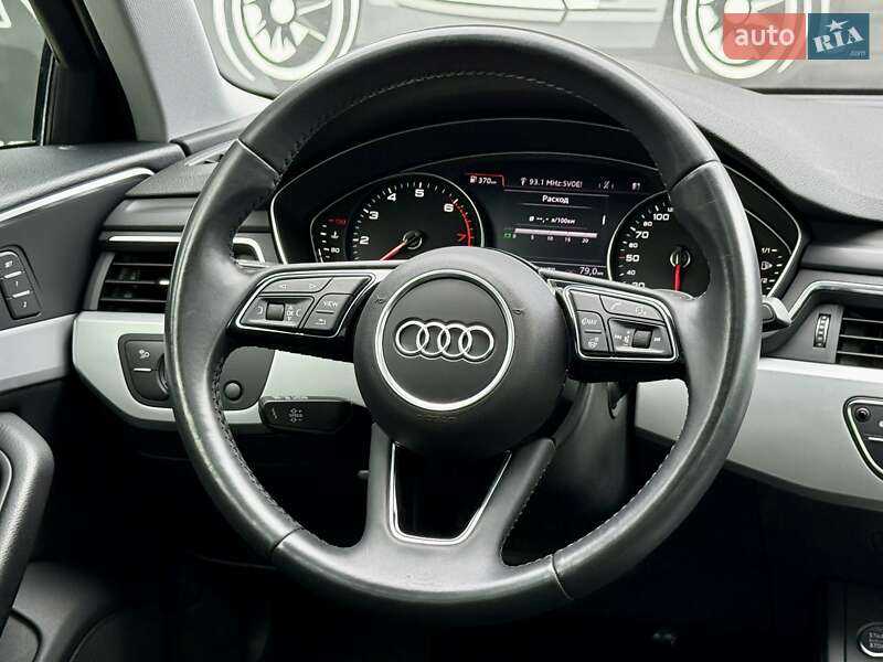 Седан Audi A4 2018 в Харькове