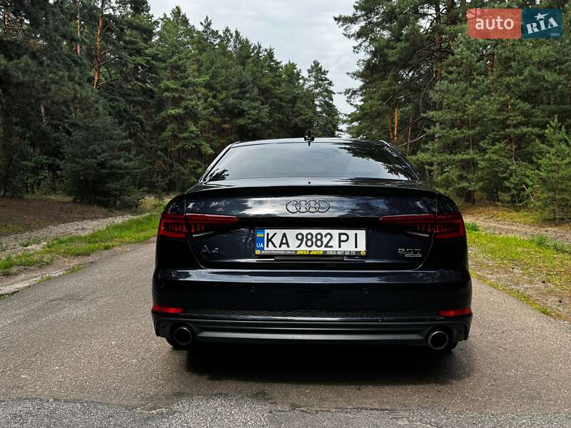 Седан Audi A4 2017 в Киеве
