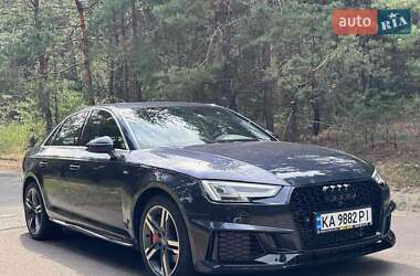 Седан Audi A4 2017 в 