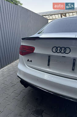 Седан Audi A4 2013 в 