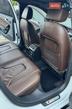 Седан Audi A4 2013 в 