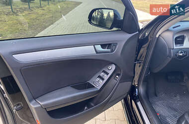 Седан Audi A4 2015 в 