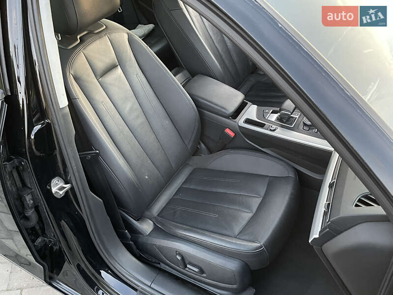 Седан Audi A4 2017 в Луцке