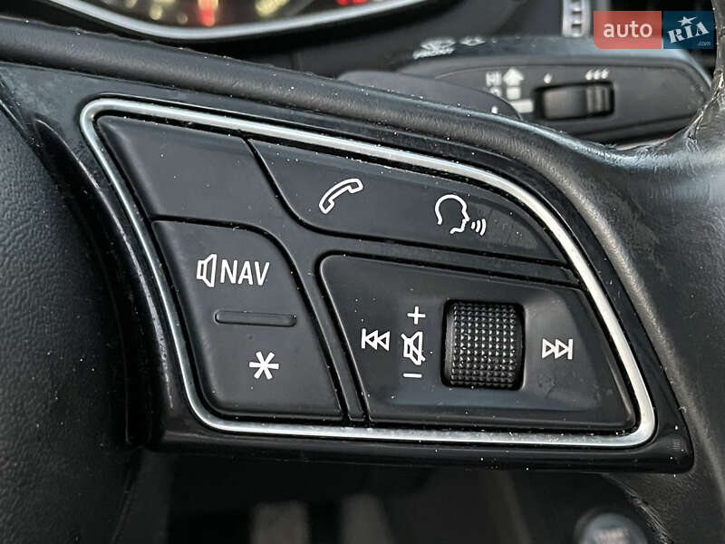 Седан Audi A4 2017 в Луцке