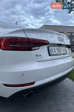 Седан Audi A4 2016 в 