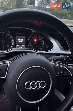 Седан Audi A4 2015 в 