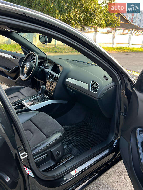 Седан Audi A4 2010 в Чернигове