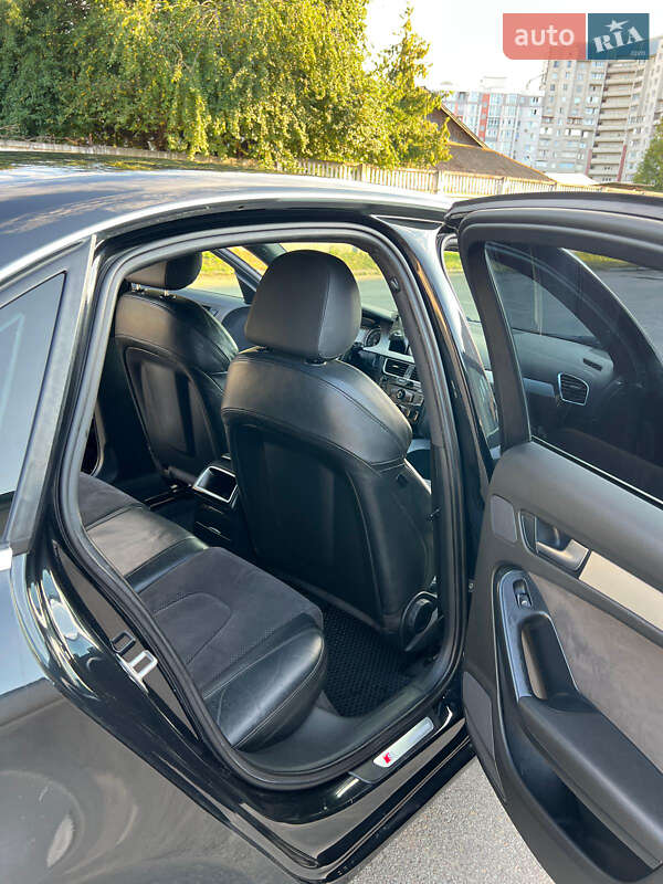 Седан Audi A4 2010 в Чернигове