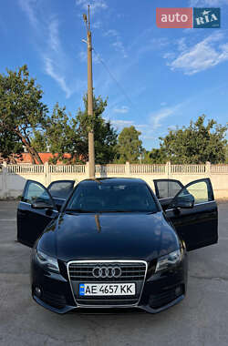 Седан Audi A4 2010 в 