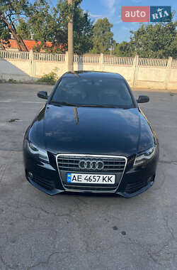 Седан Audi A4 2010 в 