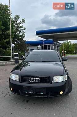 Седан Audi A4 2004 в Івано-Франківську
