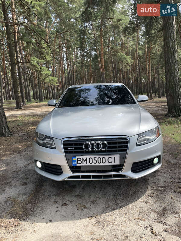Седан Audi A4 2011 в Сумах