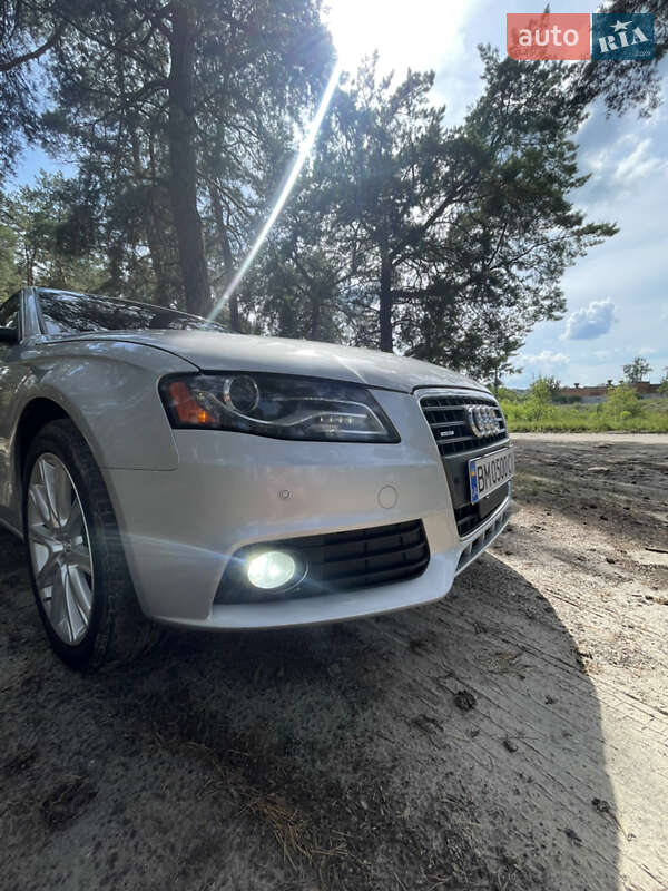 Седан Audi A4 2011 в Сумах