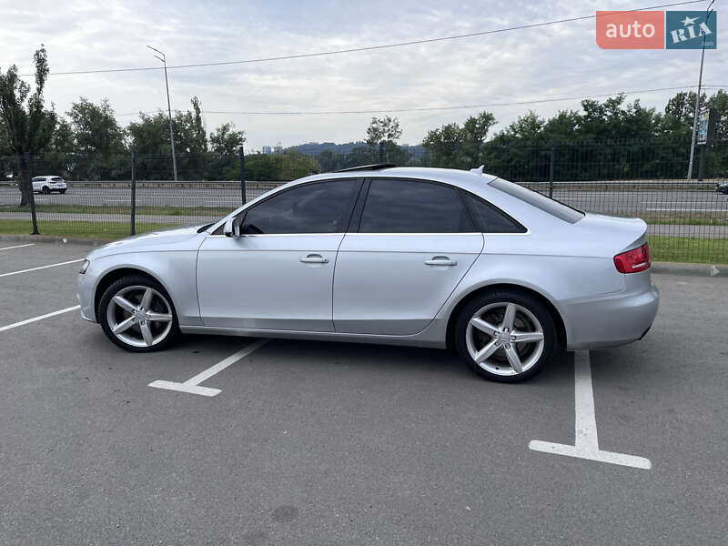 Седан Audi A4 2011 в Киеве