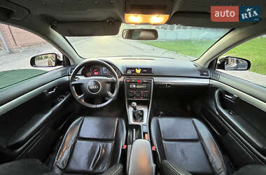 Седан Audi A4 2002 в 
