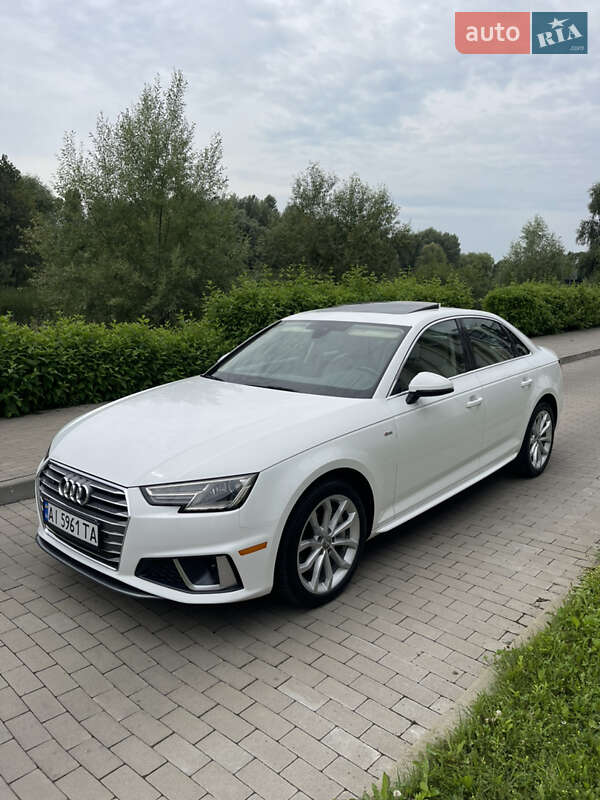 Audi A4 2019