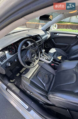 Седан Audi A4 2012 в 