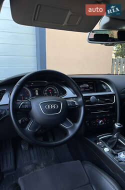 Универсал Audi A4 2012 в 