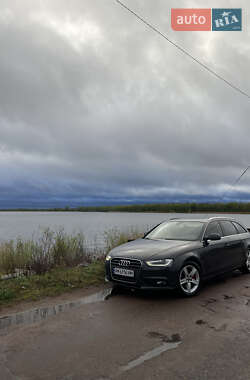 Универсал Audi A4 2012 в 