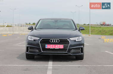 Седан Audi A4 2018 в 