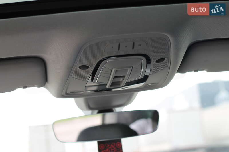 Седан Audi A4 2018 в Львове