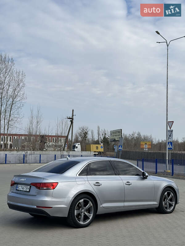 Седан Audi A4 2016 в Ковеле