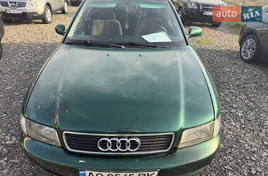 Седан Audi A4 1996 в 