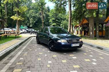 Седан Audi A4 1995 в Дрогобыче