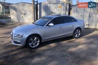 Седан Audi A4 2012 в 