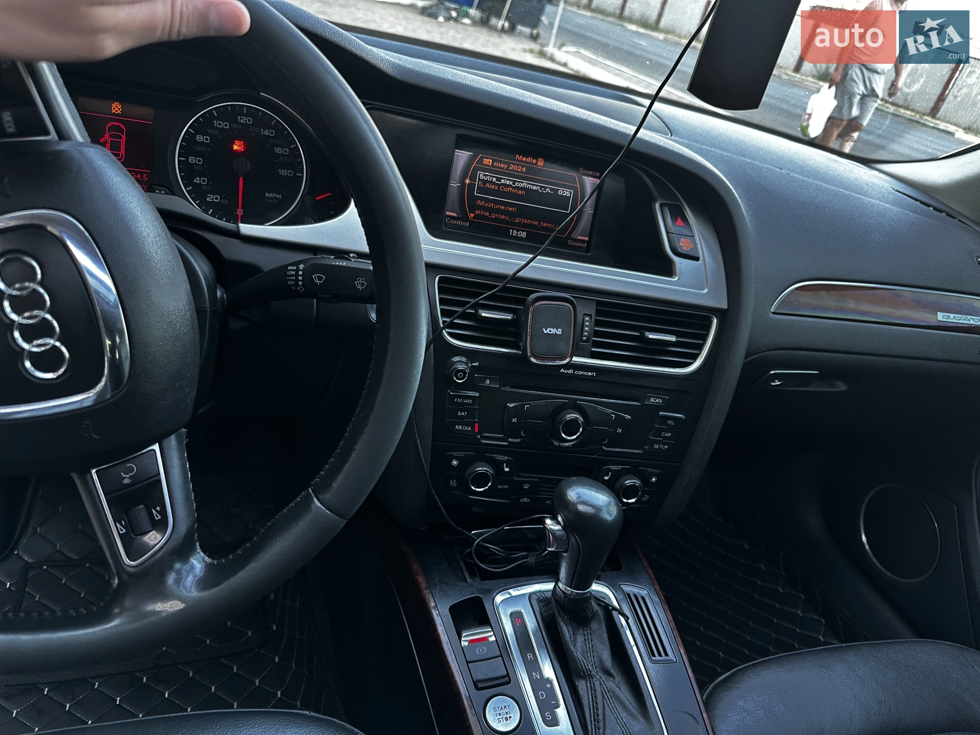 2012 Audi A4 - мініатюра 15