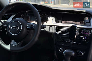Седан Audi A4 2014 в 
