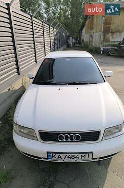 Седан Audi A4 1998 в Киеве