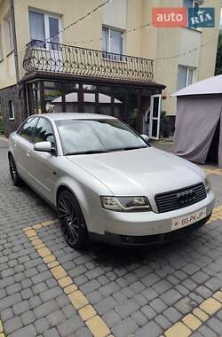 Седан Audi A4 2004 в 