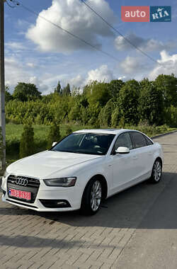 Седан Audi A4 2012 в 